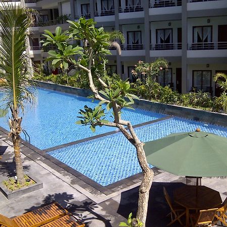 Lombok Garden Hotel Матарам Екстер'єр фото