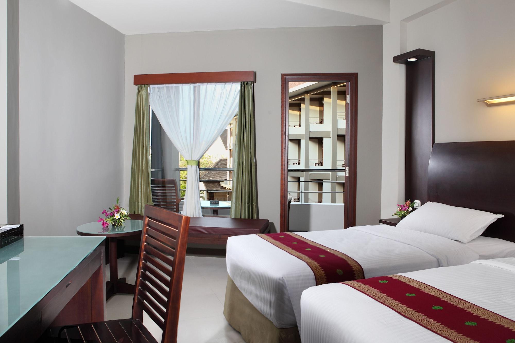 Lombok Garden Hotel Матарам Екстер'єр фото